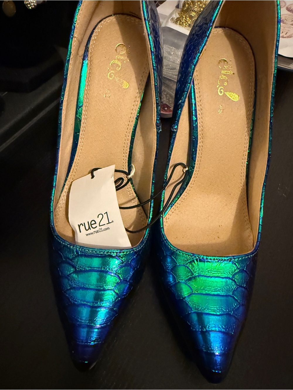 rue21 Iridescent Blue and Green Pointed Toe Pumps